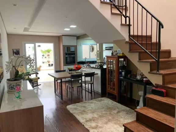 Imagem Sobrado à venda 3 Quartos, 1 Suite, 4 Vagas, 220M², Santa Maria, São Caetano do Sul - SP