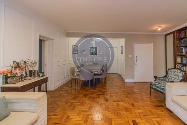 Imagem Apartamento à venda em Cerqueira César, São Paulo-SP: 3 quartos, 1 suíte, 2 banheiros, 1 vaga, 154m². Venha conferir!