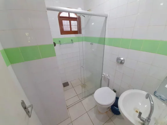 Imagem Chácara, 15.000 mts2, 03 Quartos, Sala Ampla, Piscina, Sauna, Lagoa Dourada, Guarapari - ES