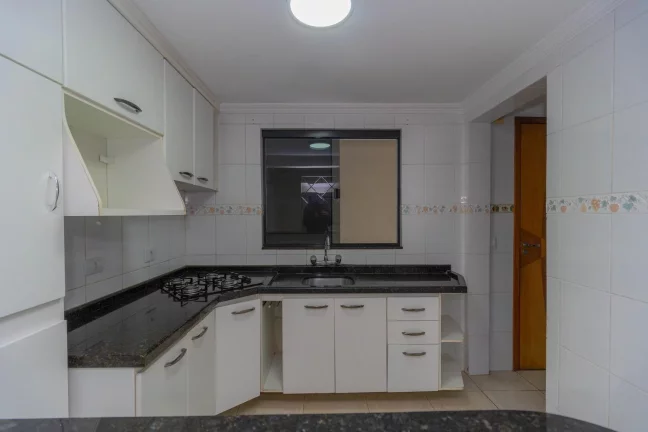 Imagem Sobrado a Venda em condominio fechado - Residencial Green Field