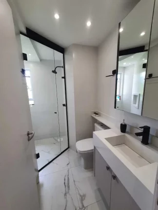 Imagem Apartamento mobiliado com 2 suítes e 2 vagas de garagem no bairro Ressacada em Itajaí