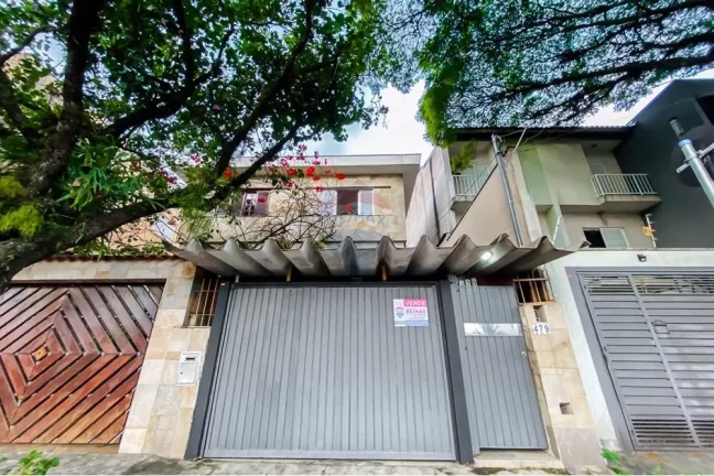 Imagem Casa com 4 dormitórios, 2 suítes, 5 banheiros, 3 vagas de garagem.