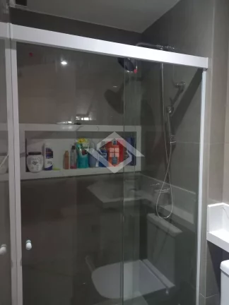 Imagem Cobertura Linear de 2 Quartos para Venda em Niterói com 155 m²