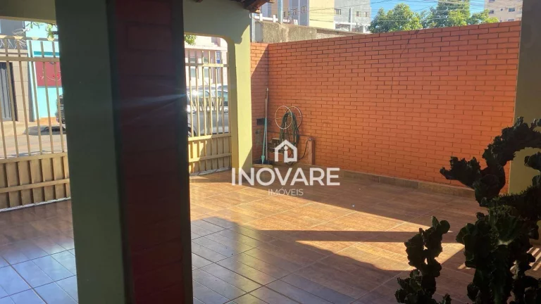 Imagem Casa com 4 dormitórios, 23147 m² - venda por R$ 1.200.000,00 ou aluguel por R$ 4.000,00/mês - Setor Central - Itumbiara/GO