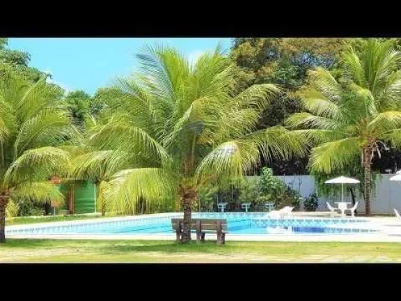 Imagem Vendo excelente lote no Condomínio fechado Extremo Oriental, posição sul, medindo 18m00 X 30m00 (540,00 m2).