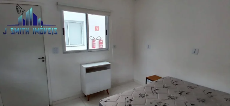 Imagem STÚDIO 24m²,PRONTO PARA USO.FOGÃO,MICRO-ONDAS,CAMA,BANHEIRO. COMPLETO!!