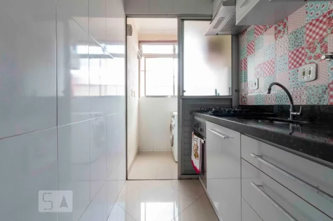 Imagem Lindo Apartamento Andar Alto de 2 dormitórios e 1 vaga de garagem na Vila Carmosina (Itaquera)