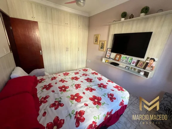 Imagem Casa com 5 dormitórios à venda, 285 m² por R$ 850.000,00 - São Gerardo - Fortaleza/CE
