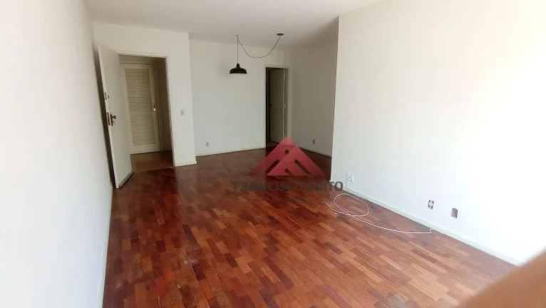 Imagem Apartamento à venda em Santa Rosa, com 2 quartos, 80 m² por R$ 350.000 - Niterói/RJ