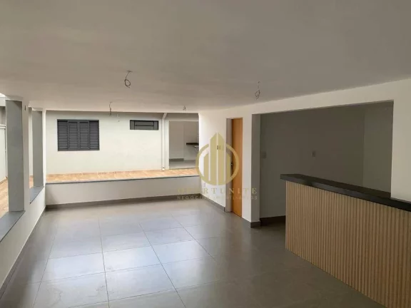 Imagem Casa com 3 dormitórios à venda, 220 m² por R$ 474.000,00 - Sumarezinho - Ribeirão Preto/SP