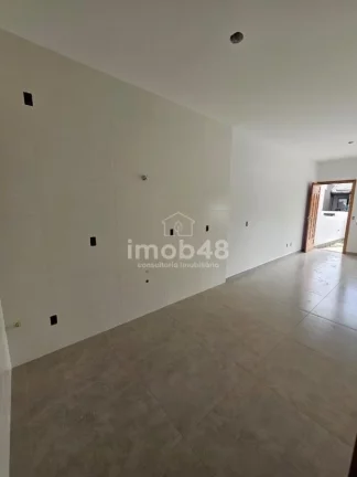 Foto do imóvel: Casa à Venda em Bela Vista, Palhoça: 2 Quartos, 50m², R$320mil