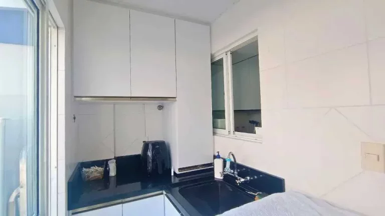 Imagem Apartamento diferenciado com 2 suítes e 2 vagas de garagem em Balneário Camboriú