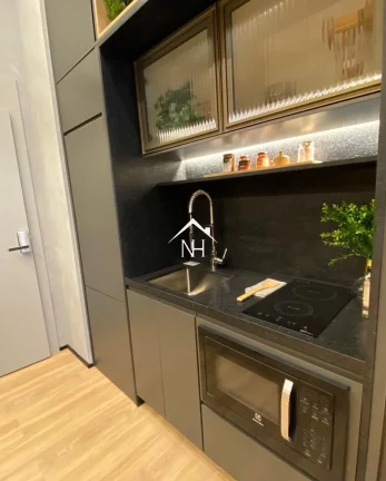 Imagem Studio de 30m com dormitório e varanda, Solarium, Piscina c/deck, fitness, pet place, lounge bar, salão de festas, salão de jogos, sauna,churrasqueira
