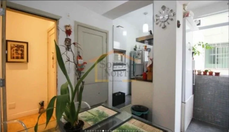 Imagem Apartamento de 78m², reformado, possui 2 dormitórios, sendo 1 com armário embutido, banheiro ampl...