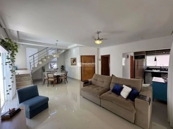Imagem Sobrado com 3 dormitórios à venda, 225 m² por R$ 1.180.000,00 - Campestre - Piracicaba/SP