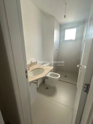 Imagem Espetacular, este apartamento de 96 m² oferece uma sala de estar e jantar integradas, com amplas ja...