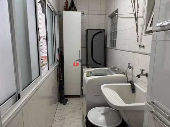 Imagem Penthouse, 2 dorm, 1 suíte e sala com sacada