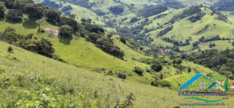 Imagem Terreno Rural dos Sonhos: Cachoeiras, Bares e uma Vila Charmosa
