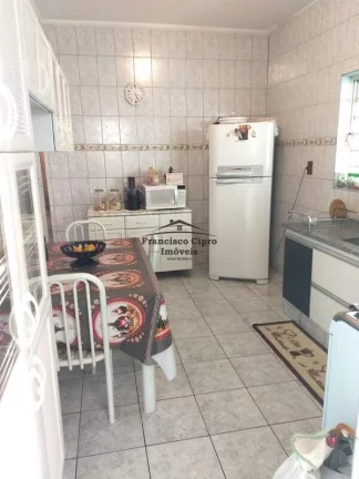 Imagem Casa-Sobrado-para-Venda-em-Parque-Santa-Clara-Guaratingueta-SP