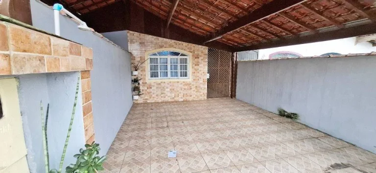 Imagem CASA COM 100.5 m² - MARACANÃ - PRAIA GRANDE SP