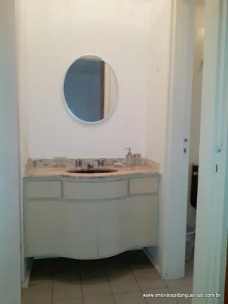 Imagem Pitangueiras - Local nobre - Próximo a praia - Excelente lazer - 2 vagas - 130 m² úteis.