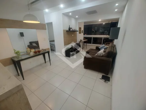 Imagem Apartamento com Varandão e 3 Quartos – Rua Queiroz Junior, 19