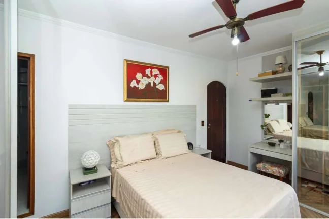 Imagem Casa Única com Piscina, Sauna e Salão de Festas no Jaraguá