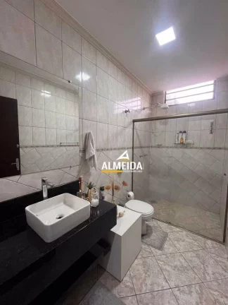 Imagem Casa com 3 dormitórios à venda, 206 m² por R$ 850.000,00 - Jardim Mirassol - Rio Claro/SP