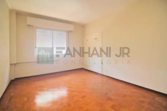 Imagem Imperdível oportunidade de apartamento à venda no Jardim Paulista, São Paulo-SP: 3 quartos, 1 suíte, 3 salas, 3 banheiros, 1 vaga de garagem, 170m².