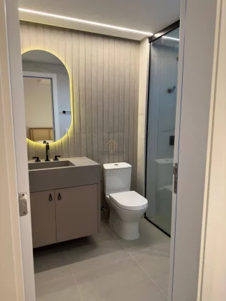 Imagem Apartamento DECORADO com 3 suítes a 300 metros do mar de Jurerê