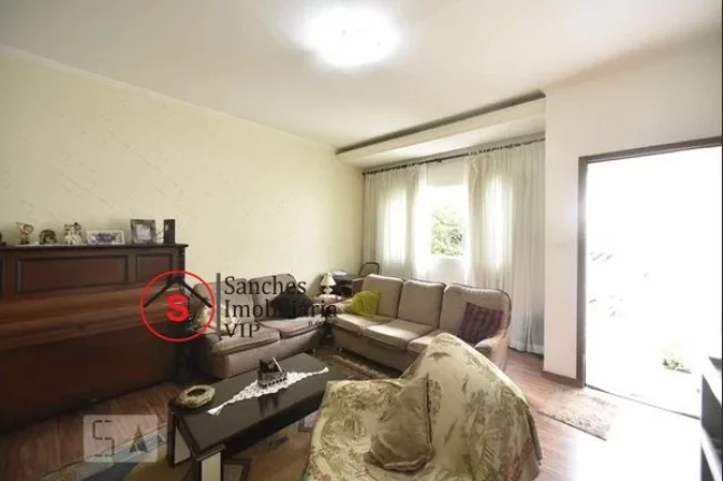 Imagem Casa t?(C)rrea com 3 dormitórios a venda na Mooca. Garagem para 4 carros e churrasqueira.