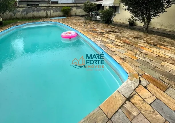 Imagem CASA COM 600 M² DE TERRENO E A 180 METROS DA PRAIA GRANDE!