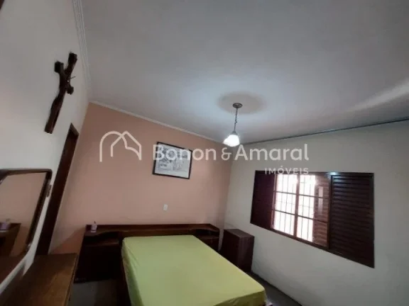 Imagem Casa a venda no Jardim Eulina em Campinas!

Casa localizada na parte alta do Bairro em uma rua muito...