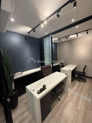 Imagem Oportunidade excelente! Sala comercial mobiliada para locação, contendo 2 banheiros (masculino e f...