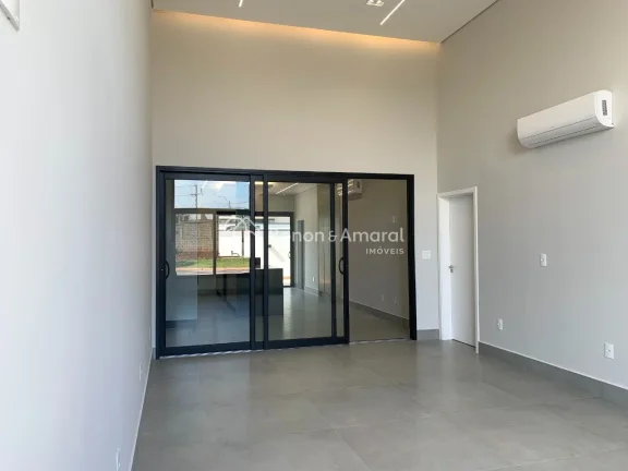 Imagem Linda casa com 3 suítes no Condomínio Royal Garden em Paulínia, SP
Conta com 3 suítes, cozinha i...