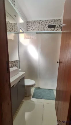 Imagem Casa de 2 Dormitórios com Suíte, Pátio e Garagem em Santa Maria