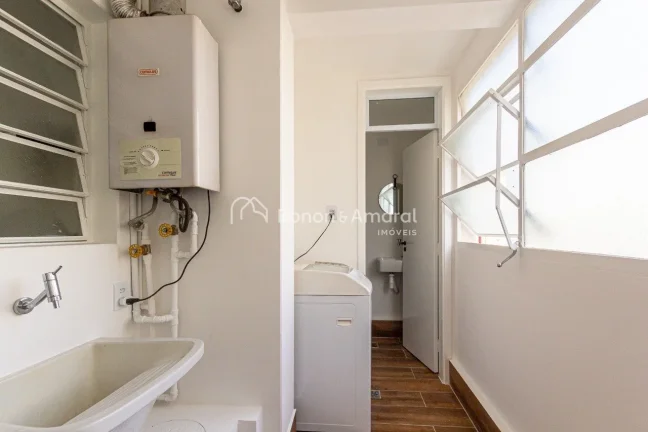 Imagem Apartamento impecável, totalmente mobiliado e repaginado por arquiteto, unindo sofisticação e pra...