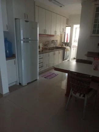 Imagem Apartamento Quadra Mar com 3 dormitórios à venda no Centro de Balneário Camboriú