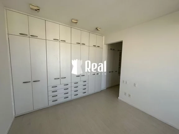 Imagem Píer e Teleférico com Acesso Privativo ao Mar