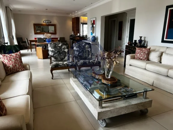 Imagem Imperdível oportunidade de adquirir amplo apartamento de luxo em Moema, São Paulo-SP: 4 quartos, 4 suítes, 2 salas, 6 banheiros, 6 vagas - 313m²!