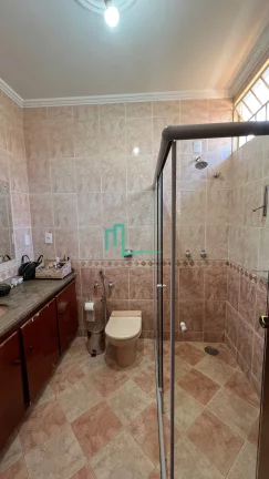 Imagem EXCELENTE CASA À VENDA NO JARDIM NOEMIA