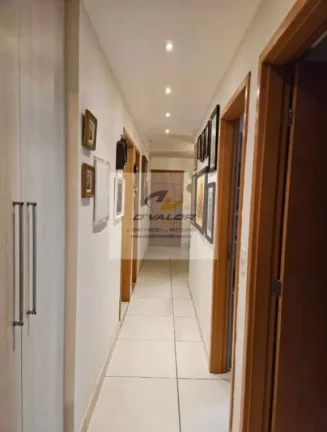 Imagem Vendo Apartamento com 132 m², 3 suítes +DCE, varanda gourmet, sala p/ 2 ambientes e 3 vagas