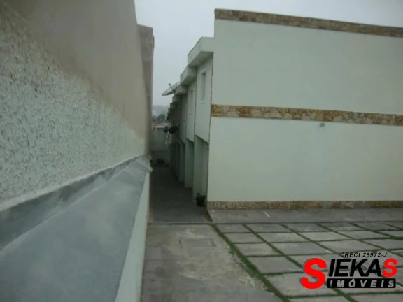 Imagem Aluguel de Casa na Vila Ré, São Paulo-SP: 2 Quartos, 1 Sala, 1 Banheiro e 1 Vaga de Garagem - 70,00 m² de Área