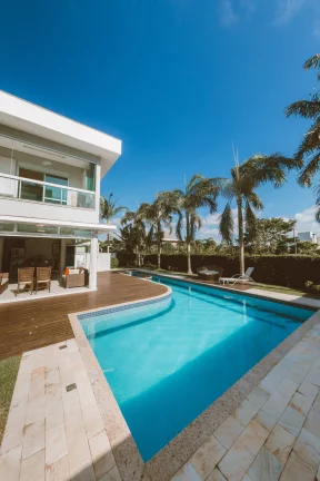 Foto do imóvel: Mansão Mobiliada à Venda em Jurerê Internacional – Amoraeville | 5 Suítes,