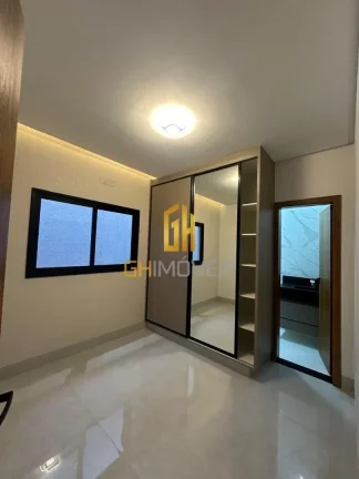 Imagem CA129

Casa com 3 quartos no Moinho dos Ventos, em terreno com 360m² com 223m² de área construíd...