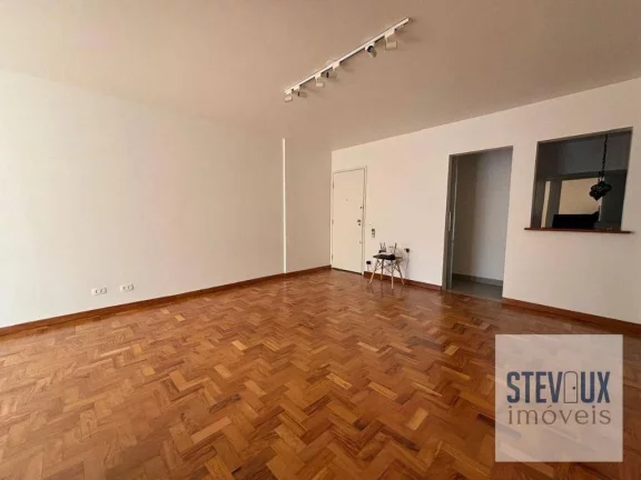 Imagem Apartamento reformado com lazer na melhor rua do Itaim Bibi