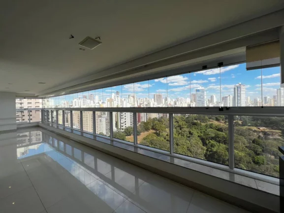 Imagem BOULEVARD DES ROSES FRENTE AO LAGO DAS ROSAS