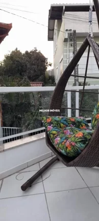 Imagem Casa á 10 metros da praia com Terraço vista Mar, Equipada com 04 dormitórios sendo 01 suíte máster à Venda em Governador Celso Ramos - SC