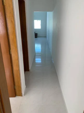 Imagem Sobrado com bom acabamento e pronto para morar!