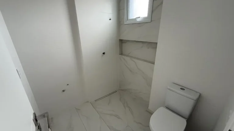 Imagem Apartamento novo de 74 m² com 2 quartos, sendo 1 suíte no bairro Fazenda em Itajaí a venda com Adriano Carpes Imóveis.